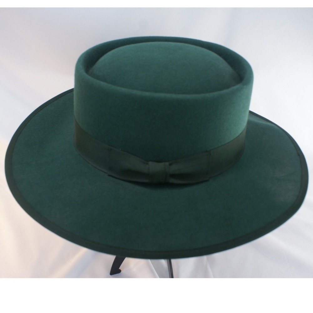 Olive & Pique Green Wool Felt Rancher Wide Flat Brim Telescope Crown Hat w/ Bow